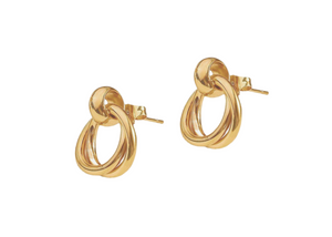 GET THE LOOK: A Vibe Earring Set